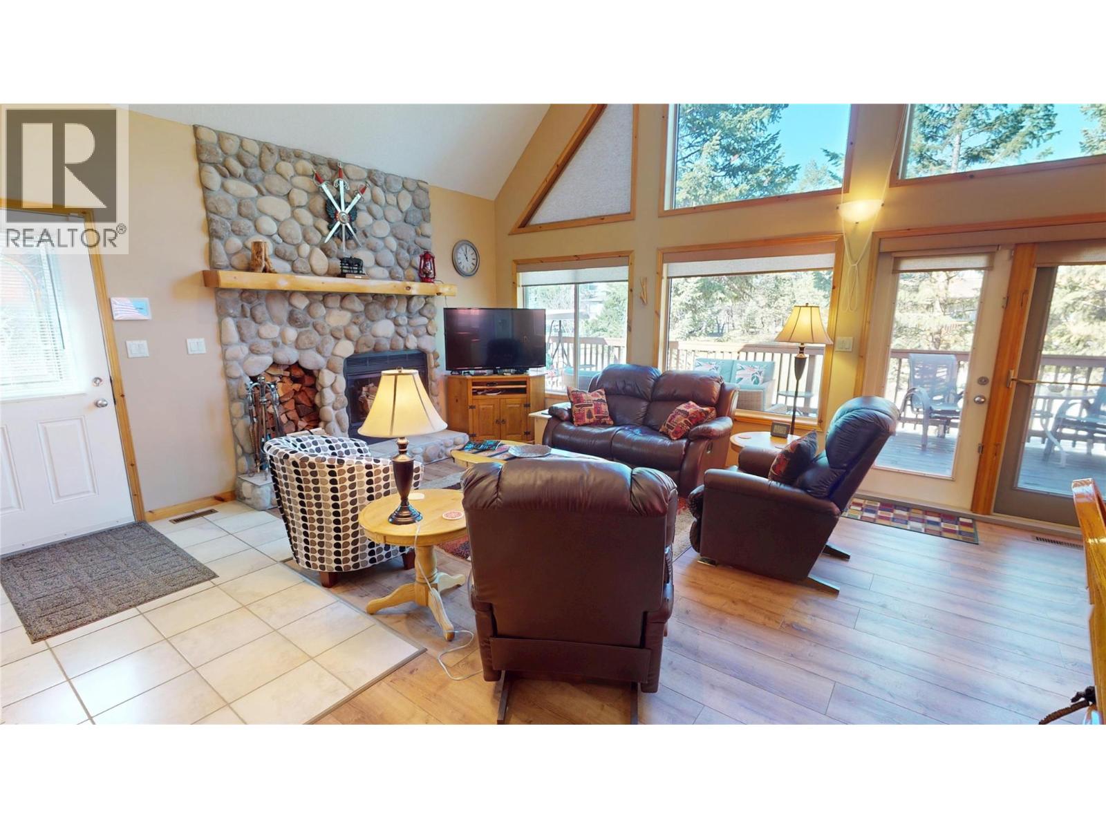 7490 Pine Cone Lane Radium Hot Springs Photo 10 7490 Pine Cone Lane Radium Hot Springs Photo 10