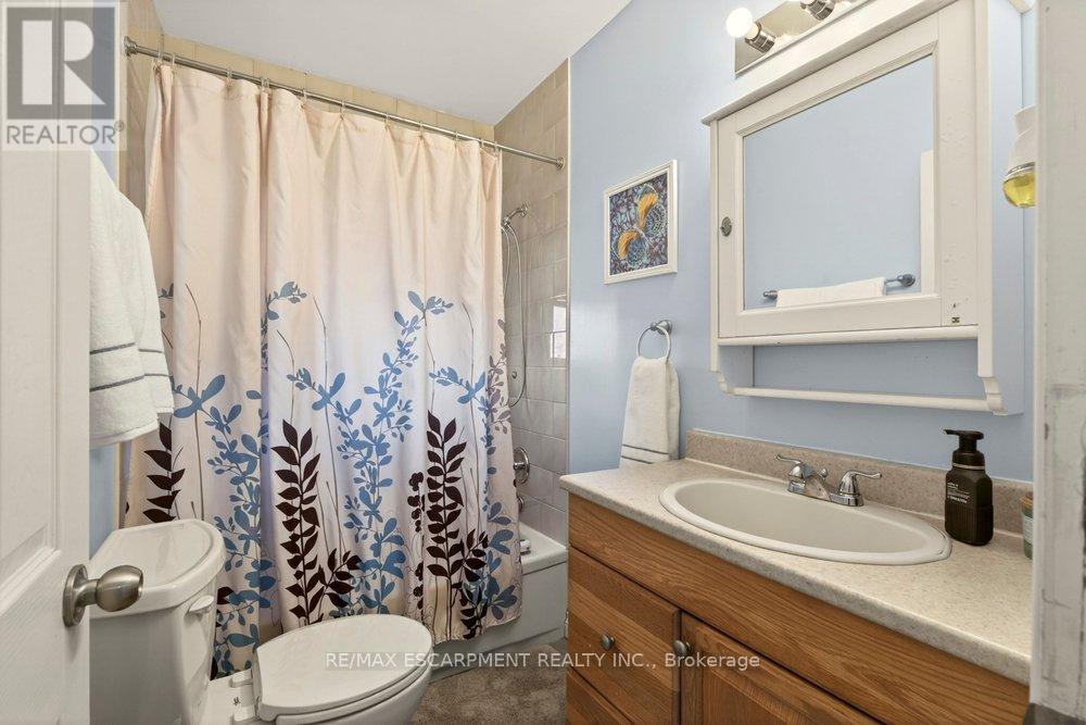 15 Faircourt Drive, Hamilton, Ontario  L8G 2J4 - Photo 11 - X13235894
