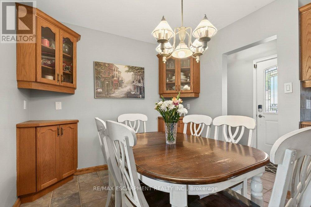 15 Faircourt Drive, Hamilton, Ontario  L8G 2J4 - Photo 6 - X13235894