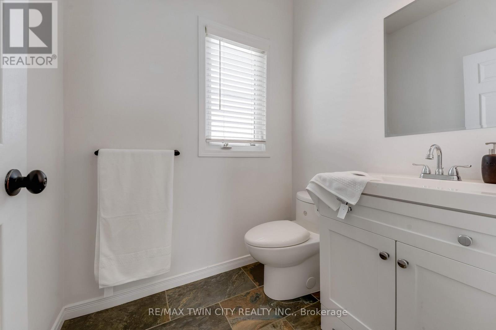 Lorem Ipsum Dolor, Kitchener, Ontario  N2R  - Photo 18 - DEMO29848845