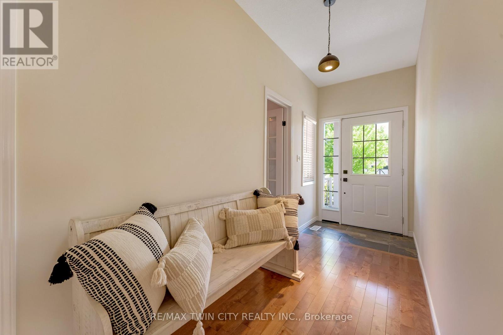 Lorem Ipsum Dolor, Kitchener, Ontario  N2R  - Photo 5 - DEMO29848845