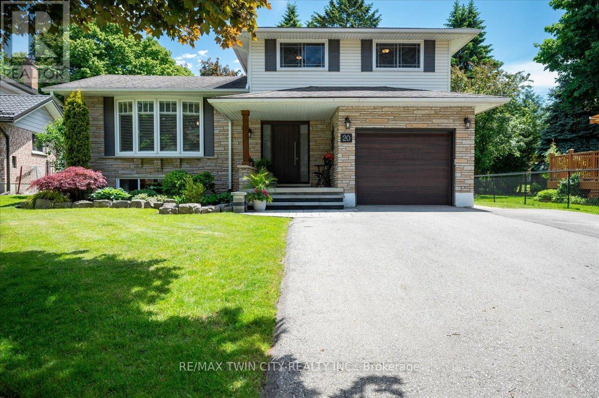 20 Wolfe's Court, Kitchener, Ontario  N2B 2Z1 - Photo 4 - X13236052