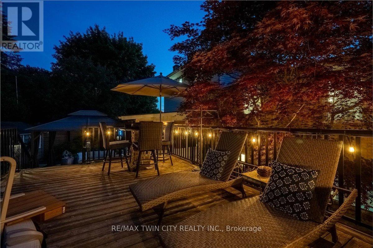 20 Wolfe's Court, Kitchener, Ontario  N2B 2Z1 - Photo 47 - X13236052