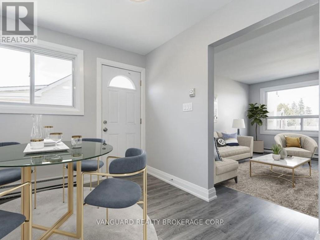 135 Pollock Avenue, Cambridge, Ontario  N1R 2C2 - Photo 2 - X13236108