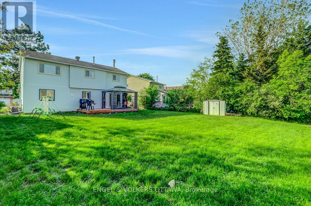 6138 Vineyard Drive, Ottawa, Ontario  K1C 2N6 - Photo 50 - X13236136