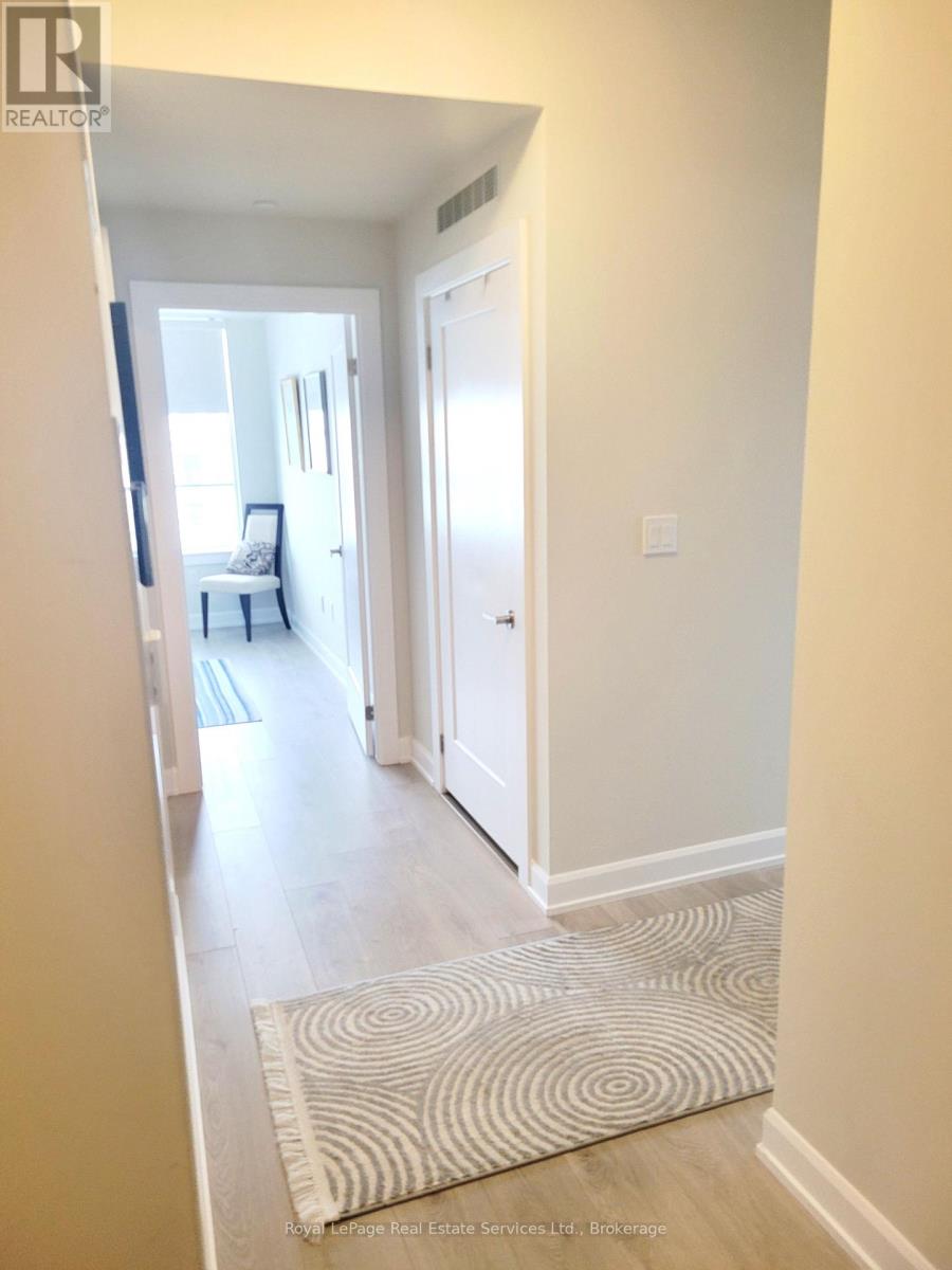 2007 - 3220 William Coltson Avenue, Oakville, Ontario  L6H 7X9 - Photo 5 - W13236212
