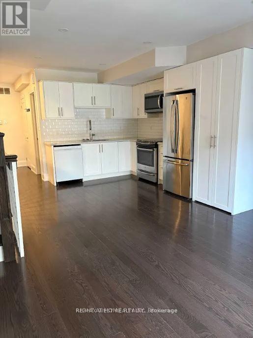 Upper - 186 Mutual Street, Toronto, Ontario  M5B 2B3 - Photo 6 - C13236162