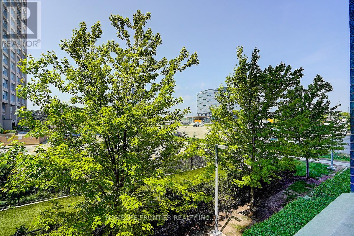 201 - 6 Sonic Way, Toronto, Ontario  M3C 0P1 - Photo 17 - C13236262