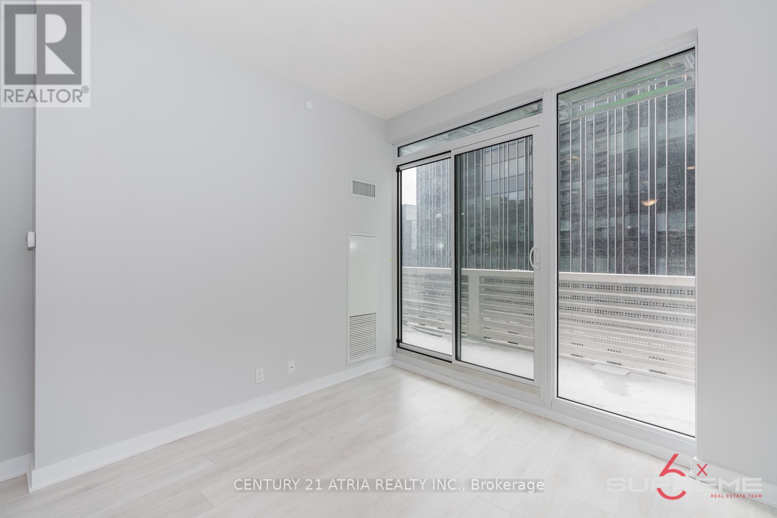 611 - 2221 Yonge Street, Toronto, Ontario  M4S 0B8 - Photo 3 - C13236298