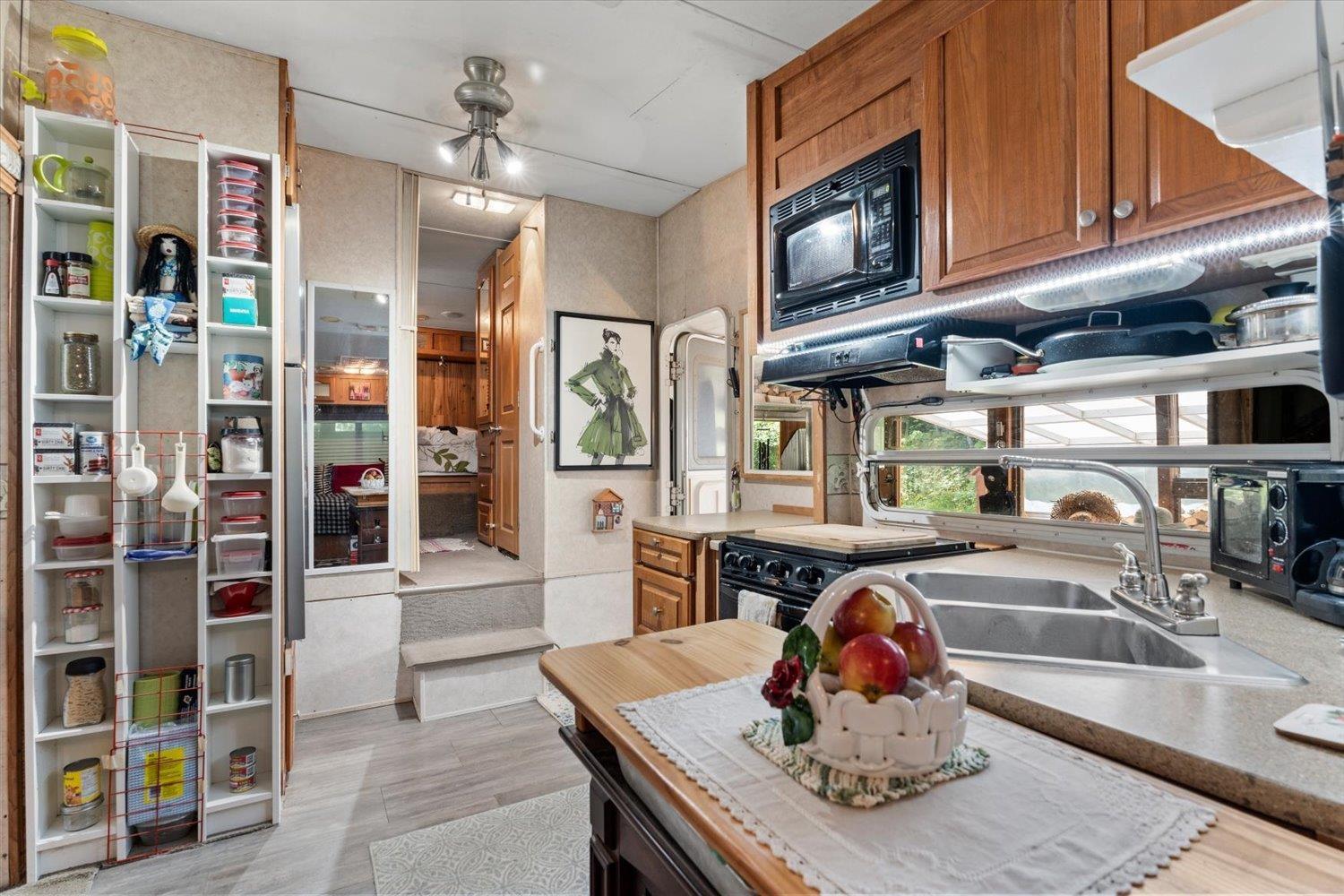 49 1650 Columbia Valley Road, Columbia Valley, Columbia Valley, British Columbia  V2R 4X4 - Photo 14 - R3131248