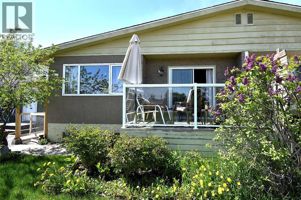 103b Laurel Square, Hinton, Alberta  T7V 1P3 - Photo 1 - A2295362
