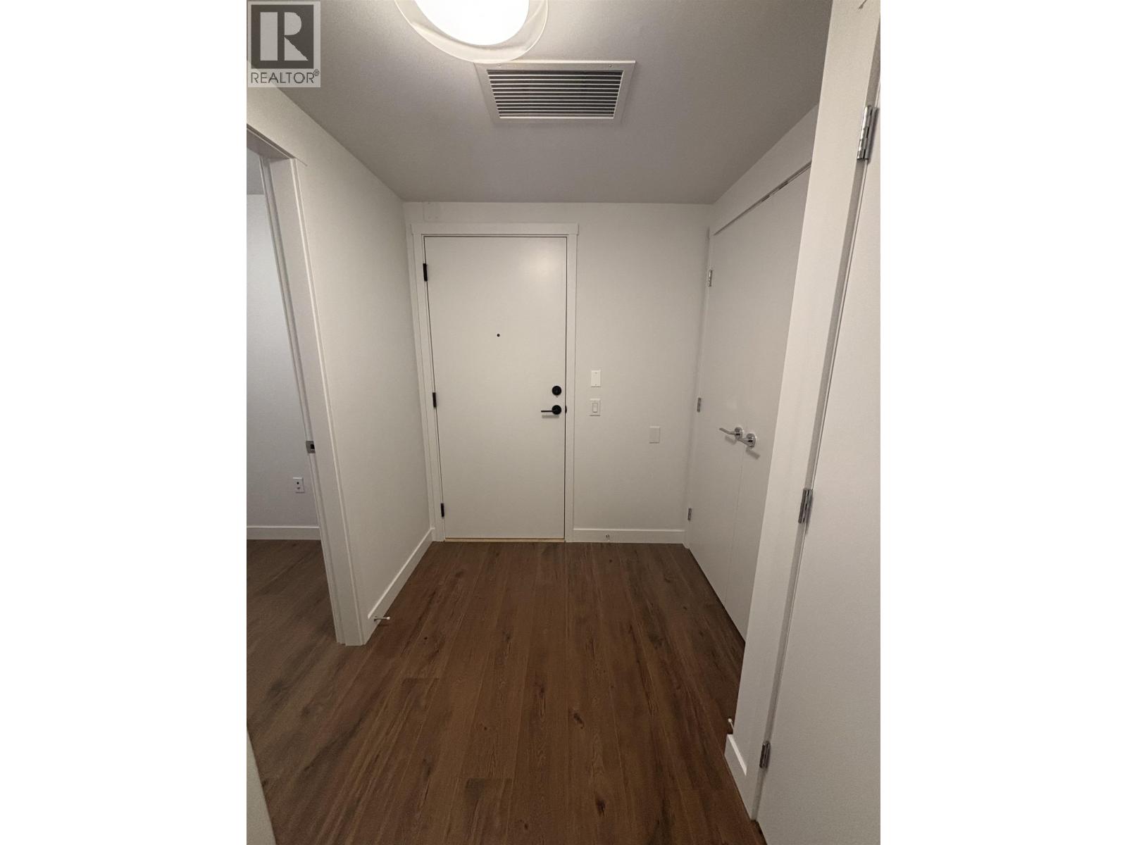 414 645 Como Lake Avenue, Coquitlam, British Columbia  V3J 0N9 - Photo 4 - R3131734