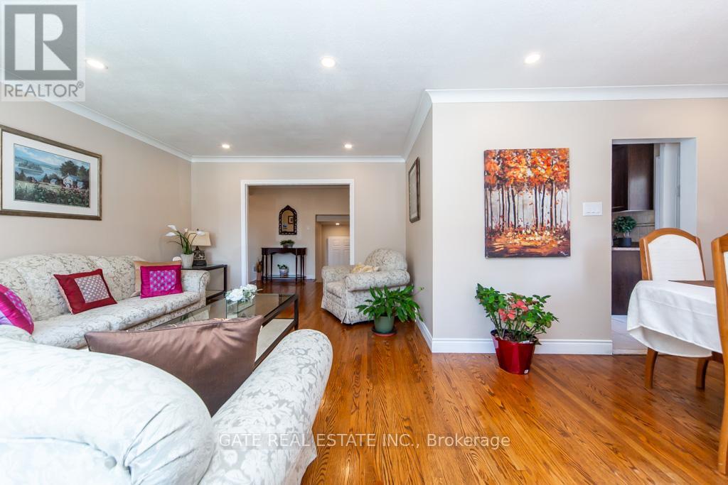 89 Amberjack Boulevard, Toronto, Ontario  M1H 2J6 - Photo 10 - E13236166
