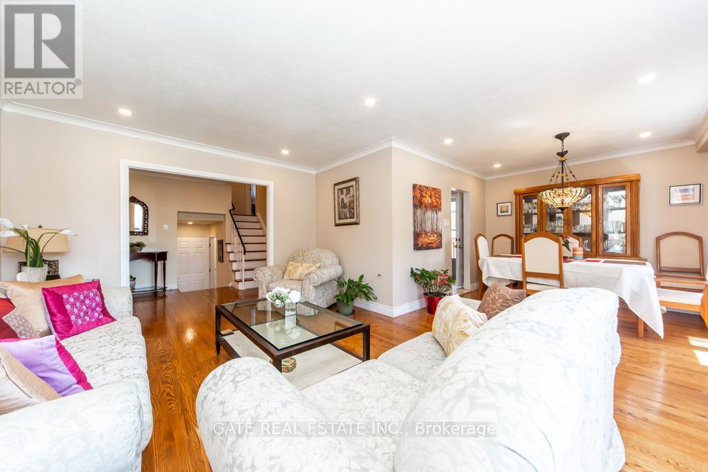 89 Amberjack Boulevard, Toronto, Ontario  M1H 2J6 - Photo 12 - E13236166