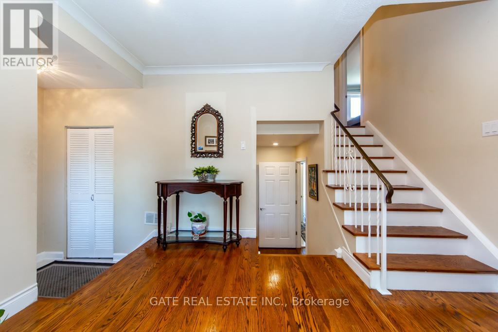 89 Amberjack Boulevard, Toronto, Ontario  M1H 2J6 - Photo 5 - E13236166