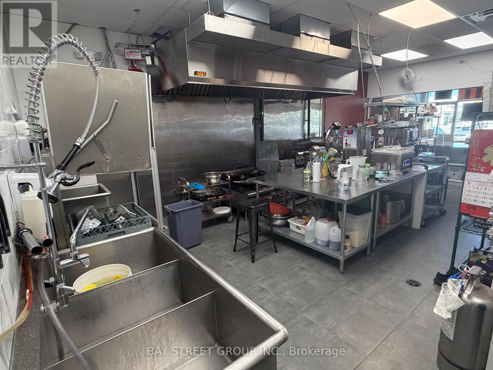 E107 - 3262 Midland Avenue, Toronto, Ontario  M1V 0C6 - Photo 6 - E13236238