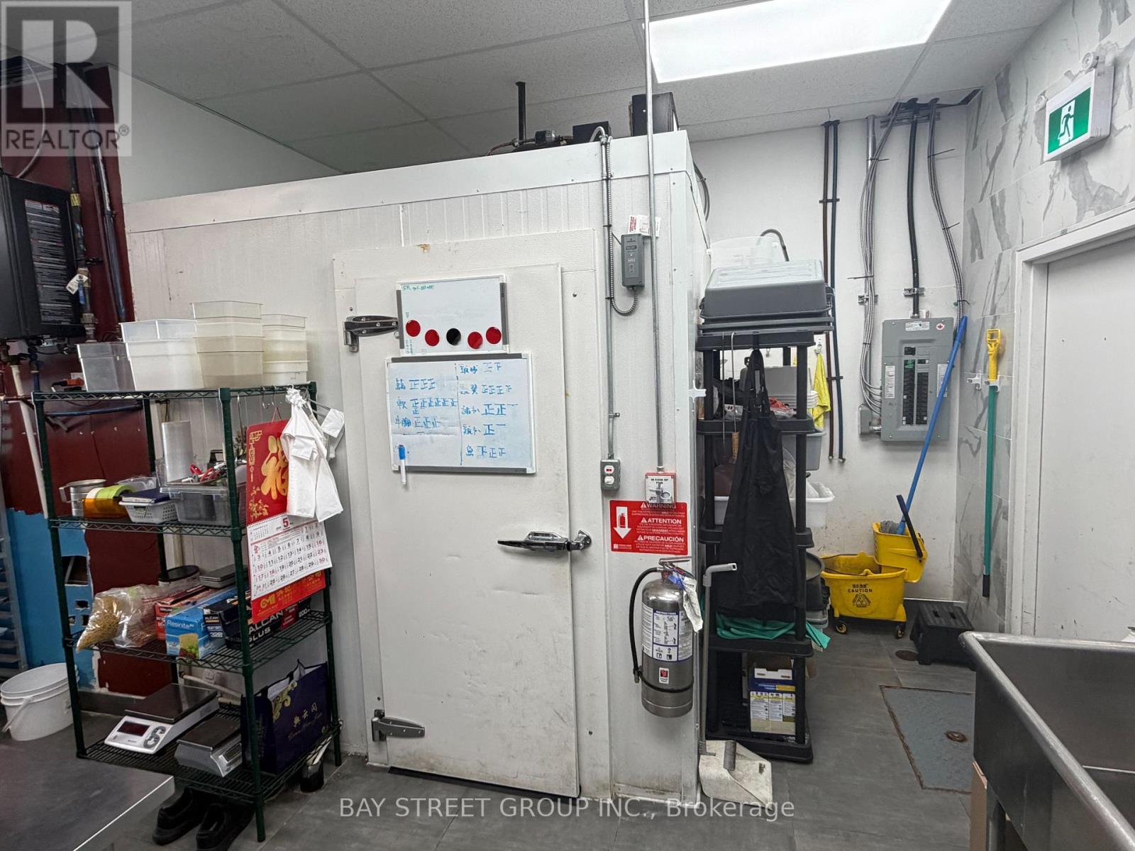 E107 - 3262 Midland Avenue, Toronto, Ontario  M1V 0C6 - Photo 8 - E13236238