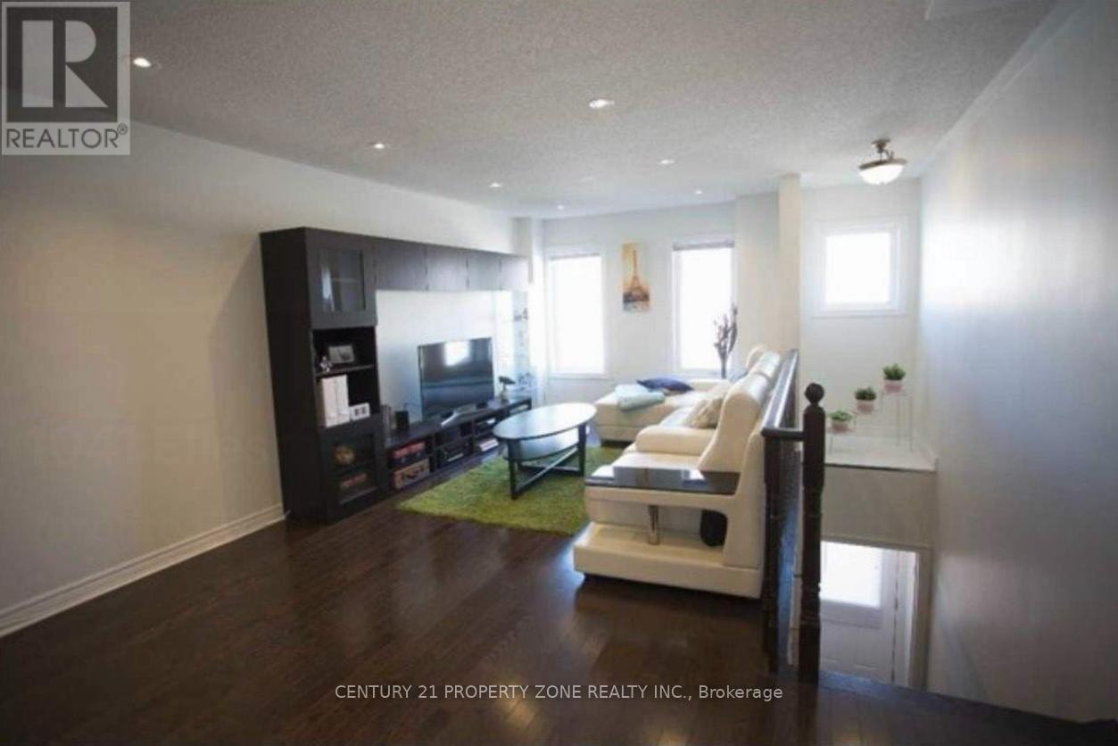 1041 Ellesmere Road N, Toronto, Ontario  M1P 2X1 - Photo 2 - E13236292