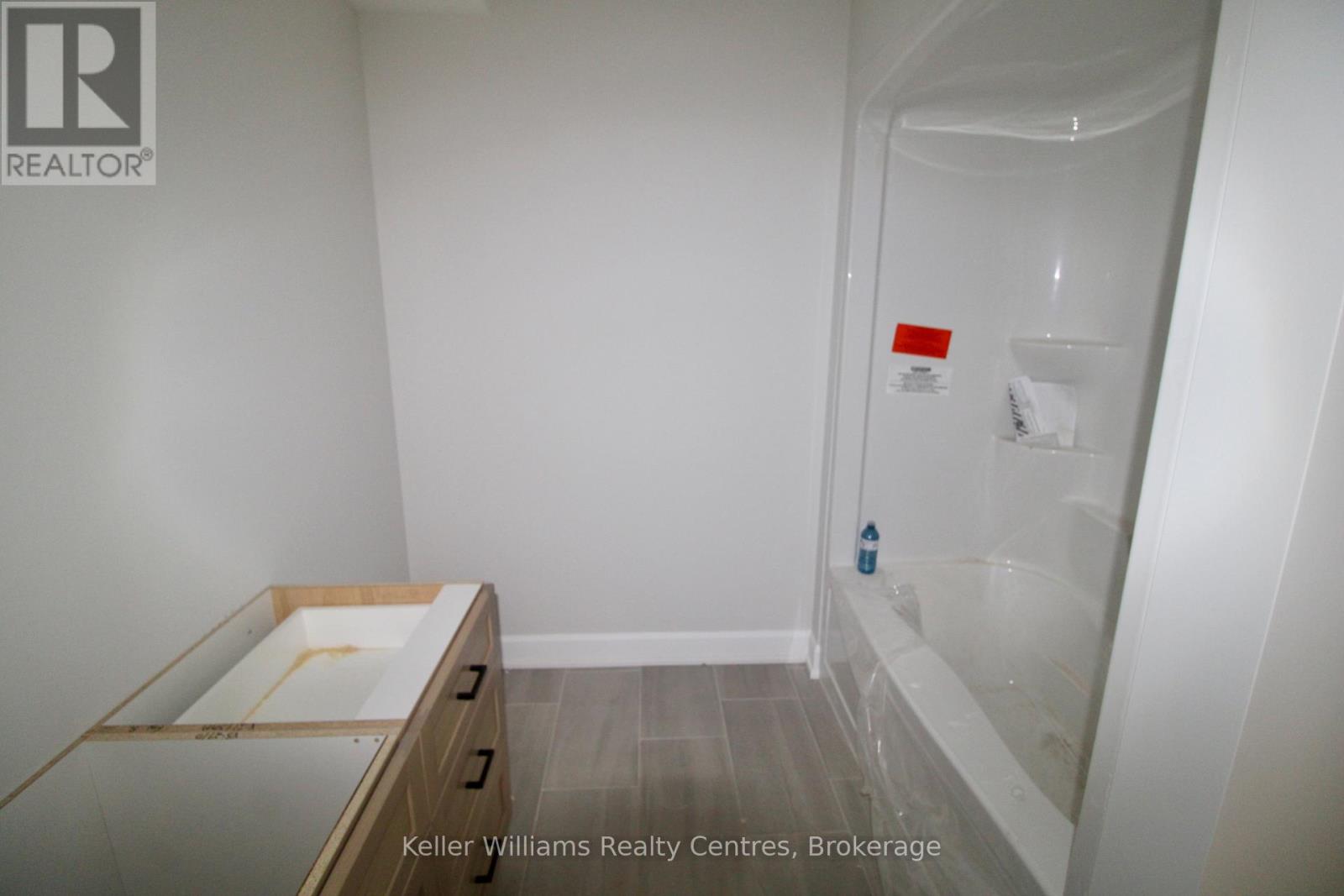 719 18th Street, Hanover, Ontario  N4N 0C7 - Photo 16 - X13236186