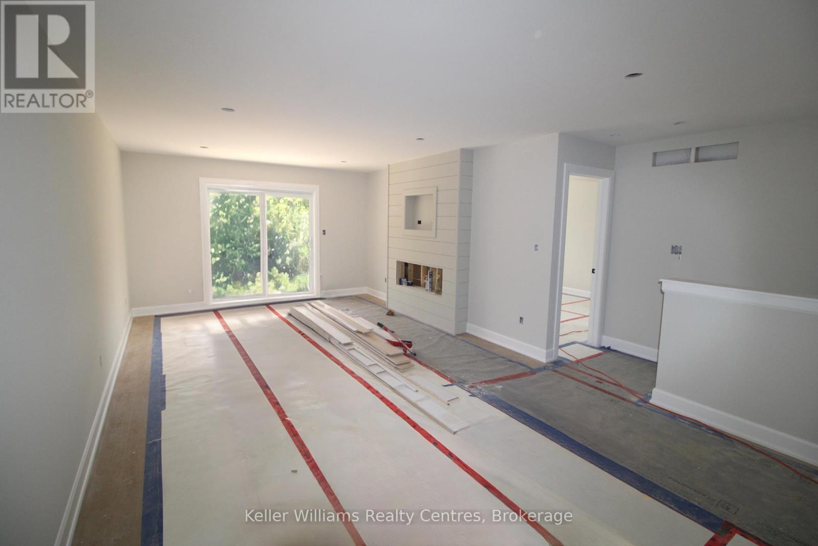 719 18th Street, Hanover, Ontario  N4N 0C7 - Photo 3 - X13236186