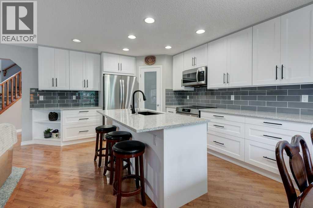 174 Brightondale Crescent Se, Calgary, Alberta  T2Z 4K1 - Photo 7 - A2316940
