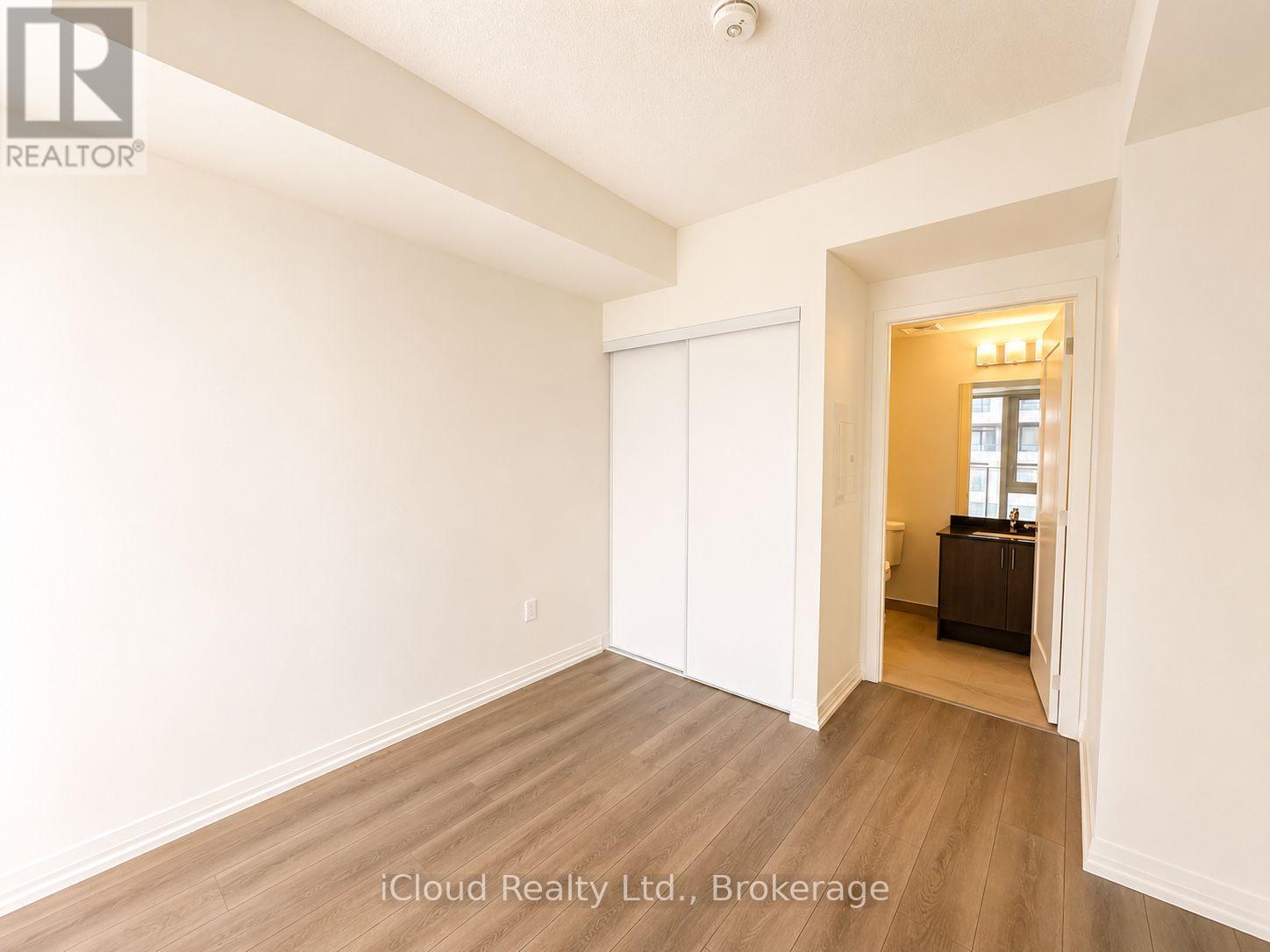 404 - 27 Korda Gate, Vaughan, Ontario  L4K 0P6 - Photo 8 - N13236216