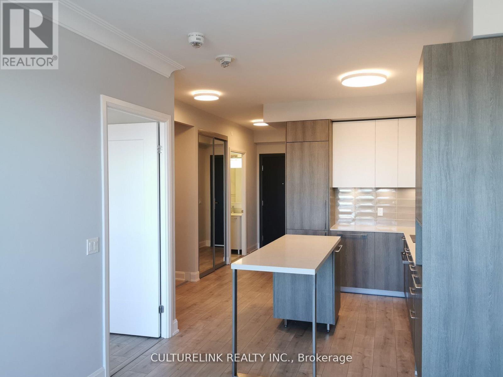 1709 - 38 Water Walk Drive, Markham, Ontario  L3R 6M8 - Photo 11 - N13236316