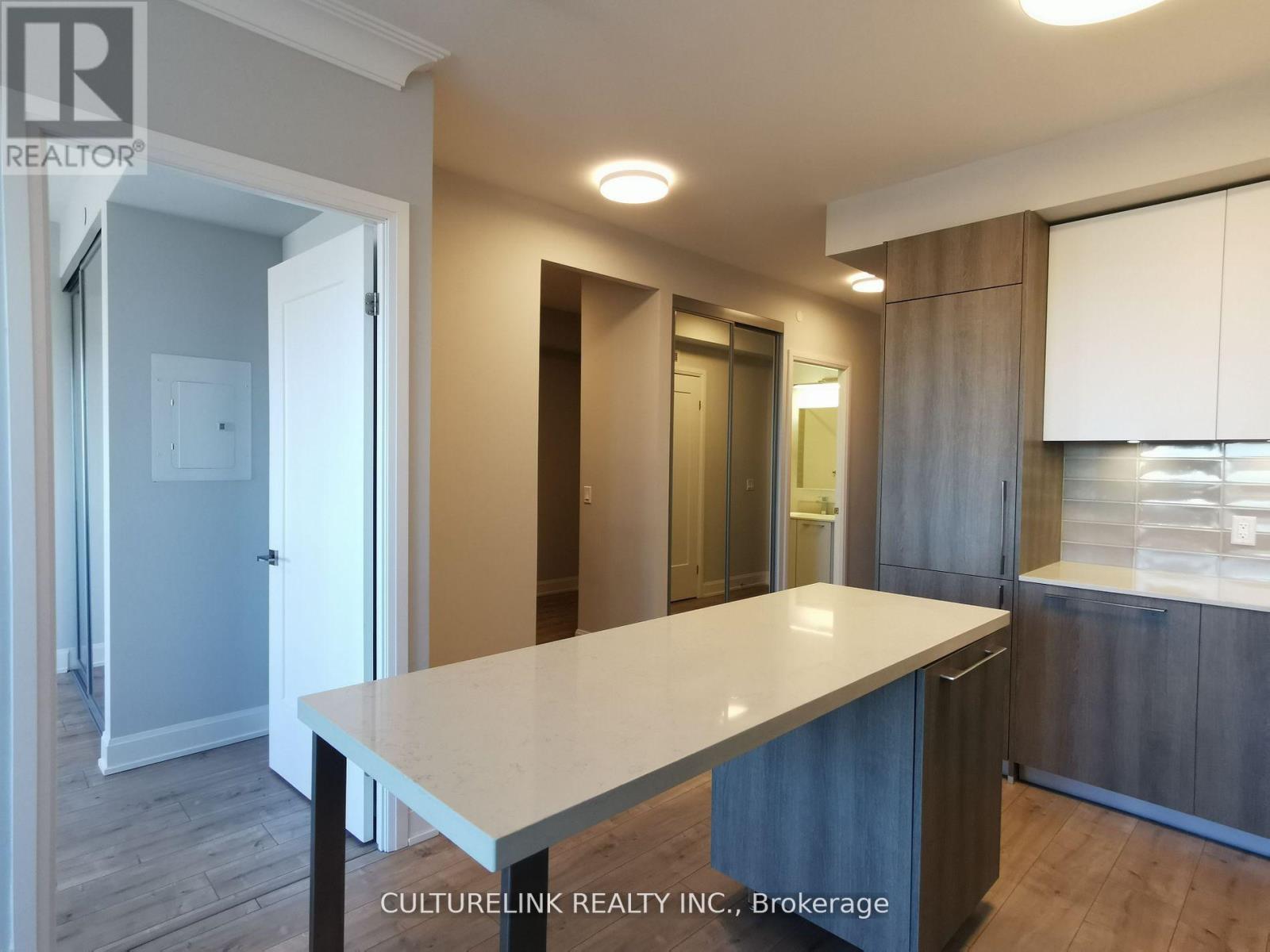1709 - 38 Water Walk Drive, Markham, Ontario  L3R 6M8 - Photo 12 - N13236316