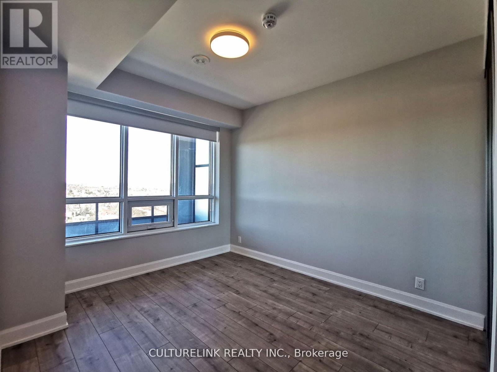 1709 - 38 Water Walk Drive, Markham, Ontario  L3R 6M8 - Photo 14 - N13236316