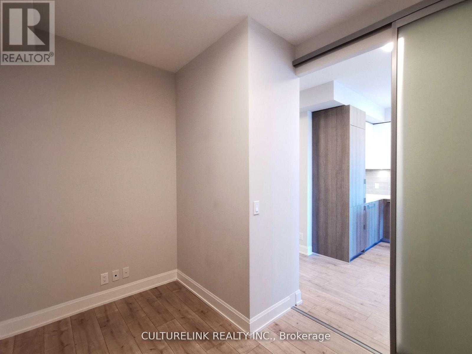 1709 - 38 Water Walk Drive, Markham, Ontario  L3R 6M8 - Photo 6 - N13236316