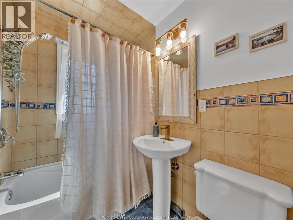3268 Virginia Park, Windsor, Ontario  N9E 2C3 - Photo 17 - 26012972