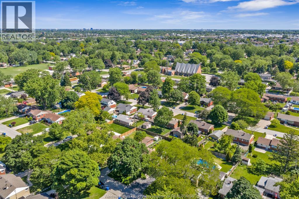 3268 Virginia Park, Windsor, Ontario  N9E 2C3 - Photo 42 - 26012972