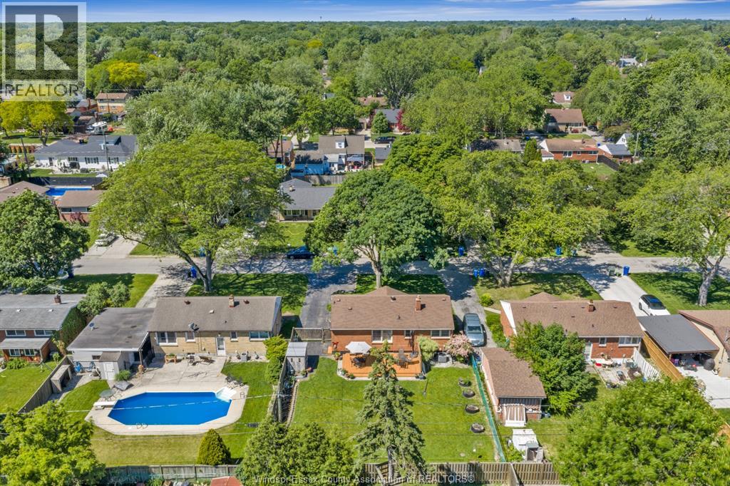 3268 Virginia Park, Windsor, Ontario  N9E 2C3 - Photo 44 - 26012972