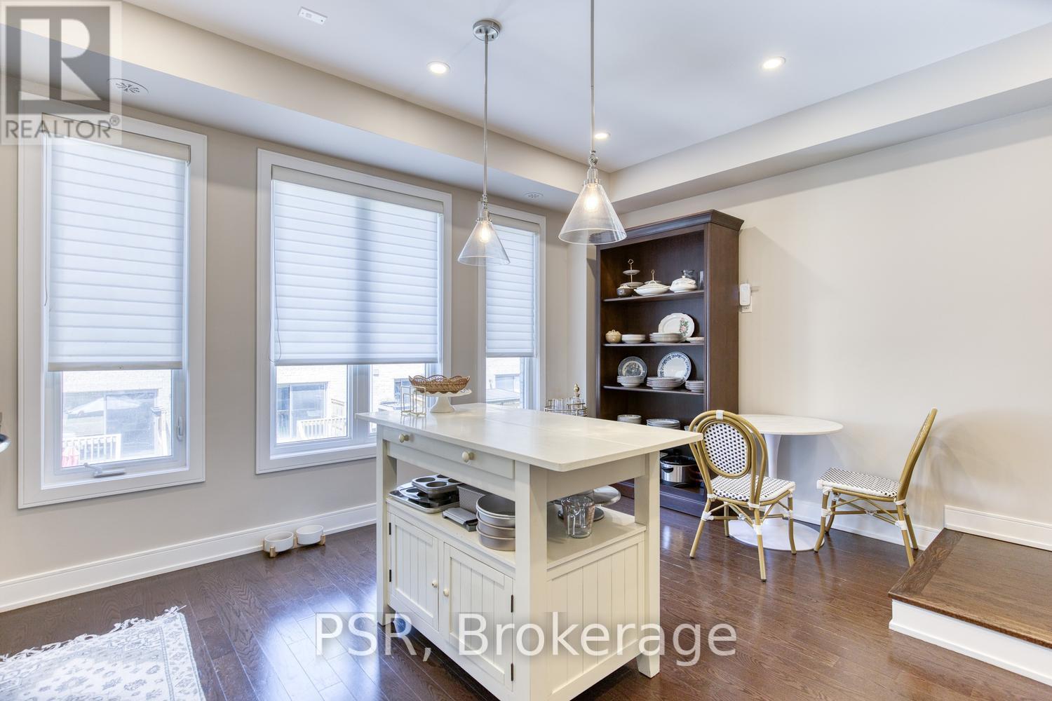 608 Mermaid Crescent, Mississauga, Ontario  L5G 0B3 - Photo 13 - W13236242