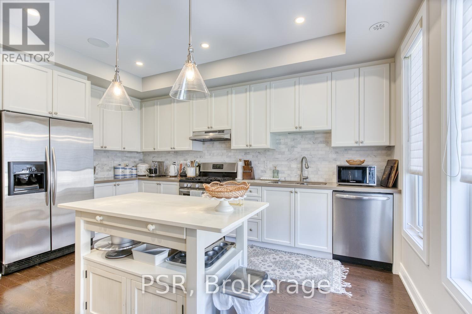 608 Mermaid Crescent, Mississauga, Ontario  L5G 0B3 - Photo 16 - W13236242
