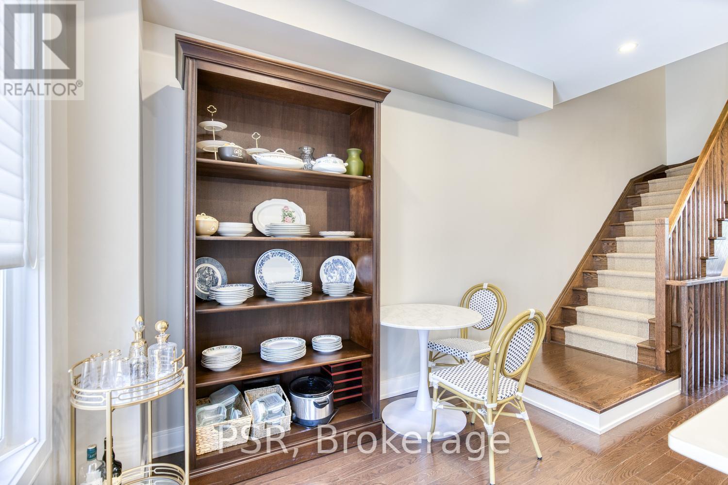 608 Mermaid Crescent, Mississauga, Ontario  L5G 0B3 - Photo 17 - W13236242