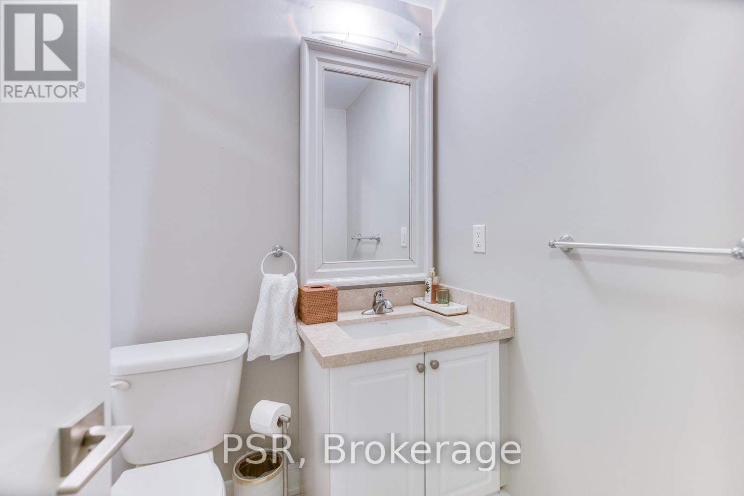 608 Mermaid Crescent, Mississauga, Ontario  L5G 0B3 - Photo 24 - W13236242