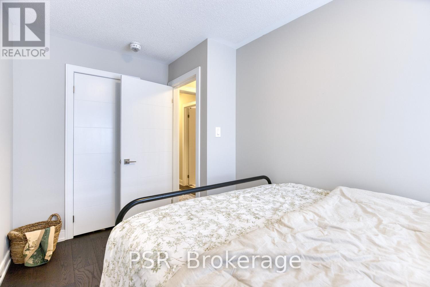 608 Mermaid Crescent, Mississauga, Ontario  L5G 0B3 - Photo 29 - W13236242