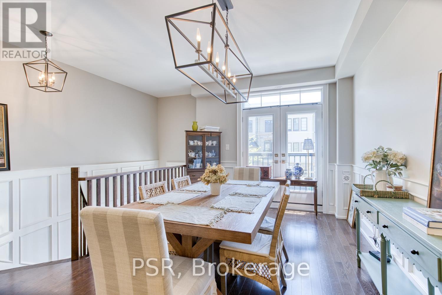 608 Mermaid Crescent, Mississauga, Ontario  L5G 0B3 - Photo 3 - W13236242