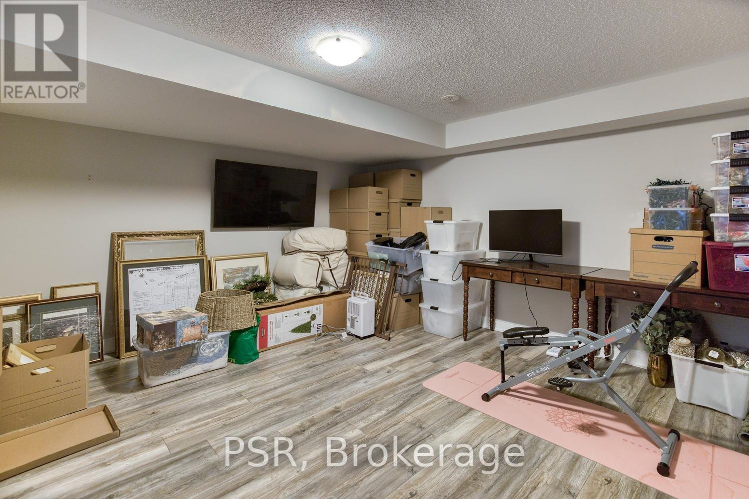 608 Mermaid Crescent, Mississauga, Ontario  L5G 0B3 - Photo 35 - W13236242