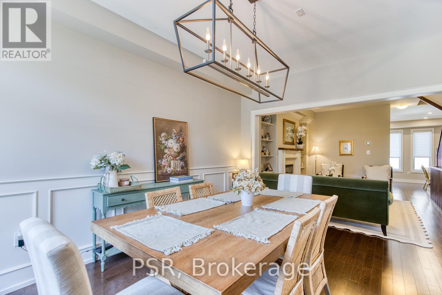 608 Mermaid Crescent, Mississauga, Ontario  L5G 0B3 - Photo 4 - W13236242