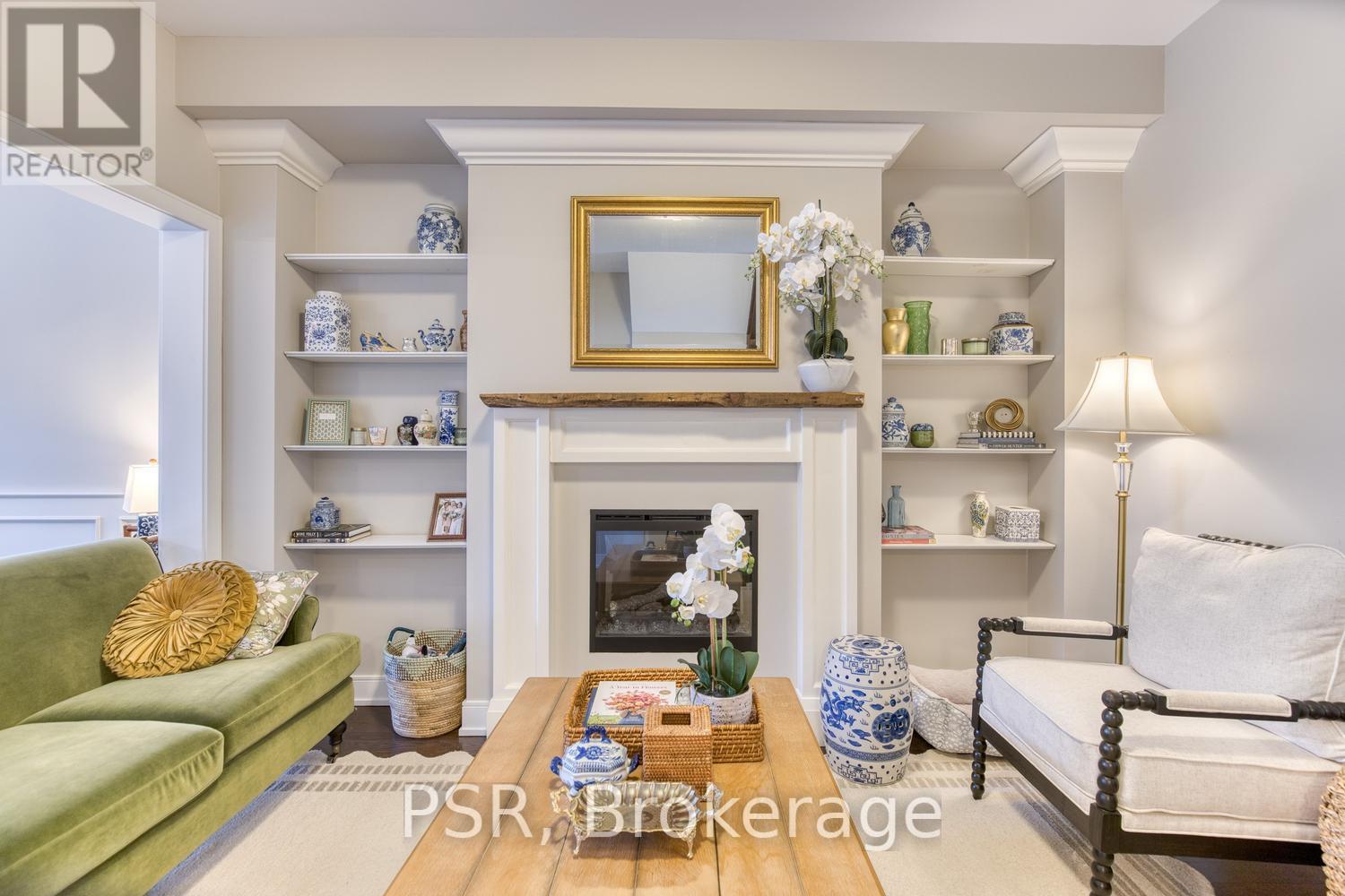 608 Mermaid Crescent, Mississauga, Ontario  L5G 0B3 - Photo 8 - W13236242