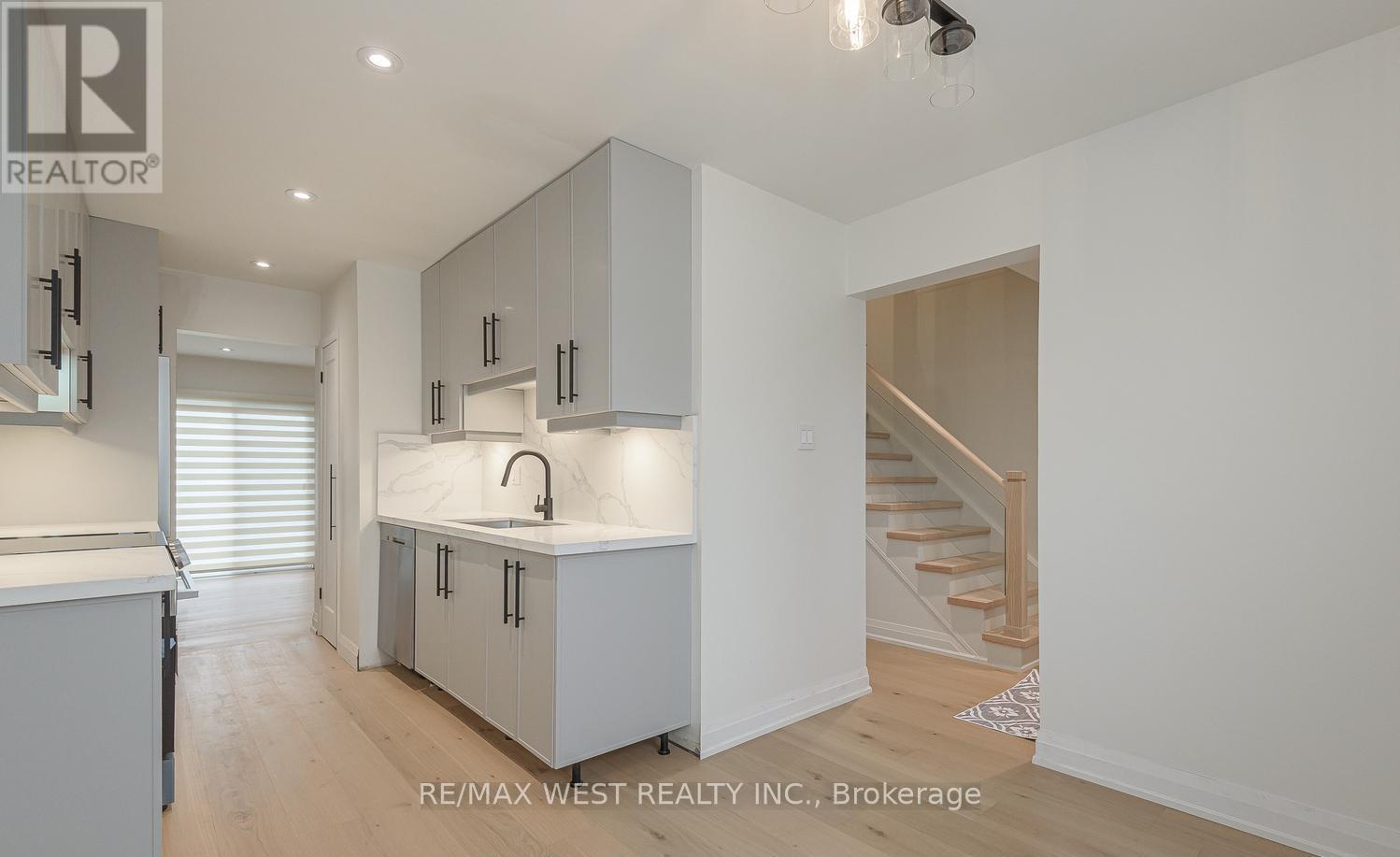 67 - 900 Central Park Drive, Brampton, Ontario  L6S 3J6 - Photo 8 - W13236270