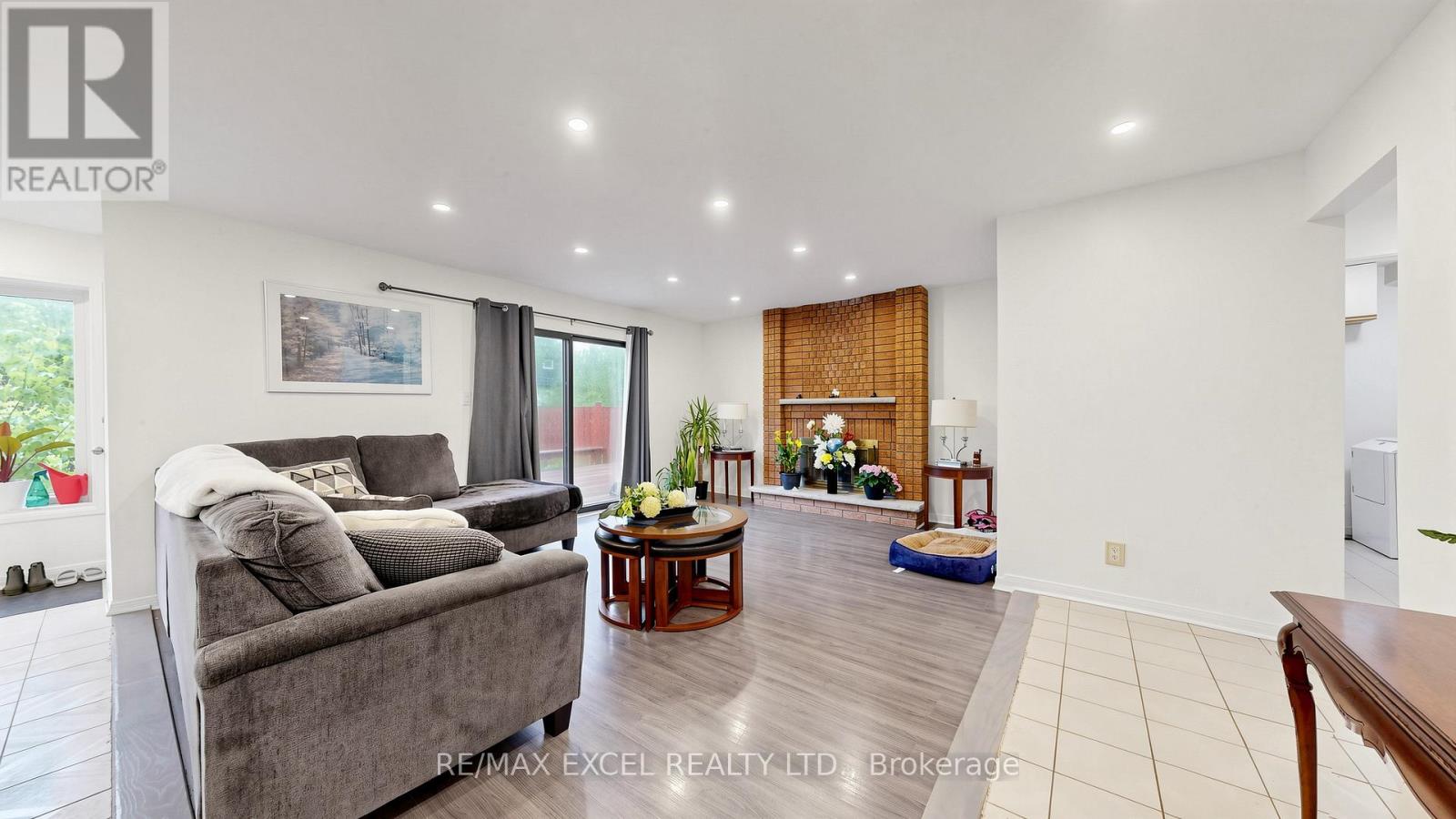 28 Halfway Avenue, Toronto, Ontario  M1B 4M7 - Photo 15 - E13227060