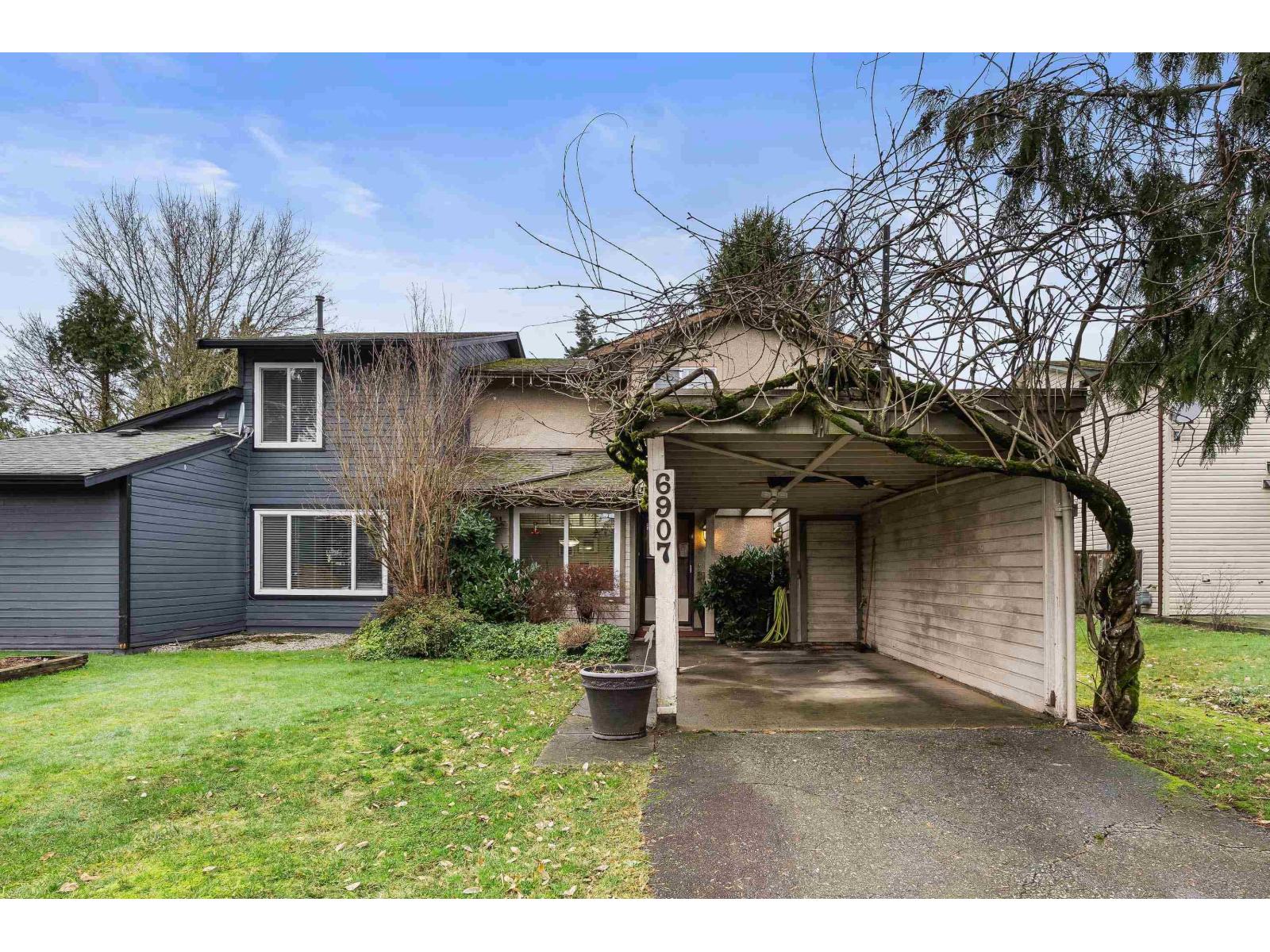 6907 134a Street, Surrey, British Columbia  V3W 8G6 - Photo 2 - R3087669
