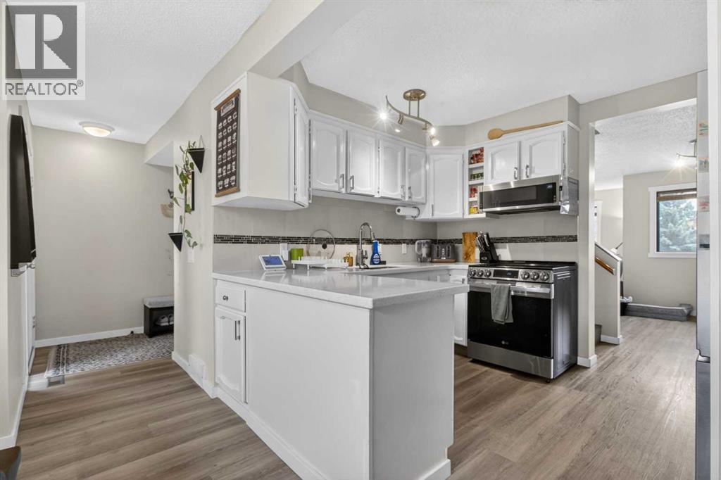 57, 2300 Oakmoor Drive Sw, Calgary, Alberta  T2V 4N7 - Photo 9 - A2304545