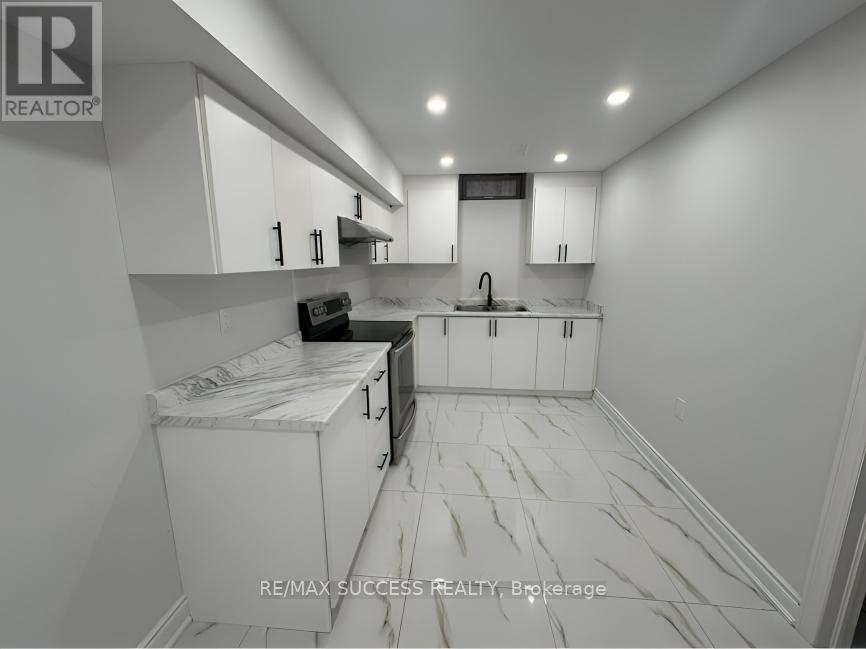 64 Garth Trails Crescent, Hamilton, Ontario  L9B 2X1 - Photo 11 - X13236178