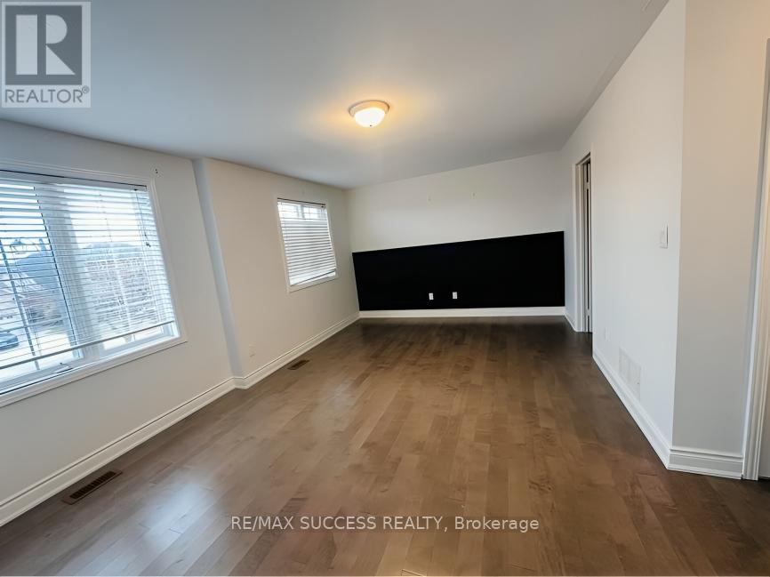 64 Garth Trails Crescent, Hamilton, Ontario  L9B 2X1 - Photo 6 - X13236178