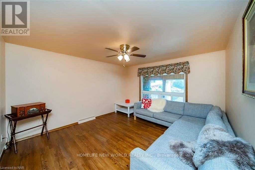 Side - 6568 Orchard Avenue, Niagara Falls, Ontario  L2G 4H5 - Photo 13 - X13236286