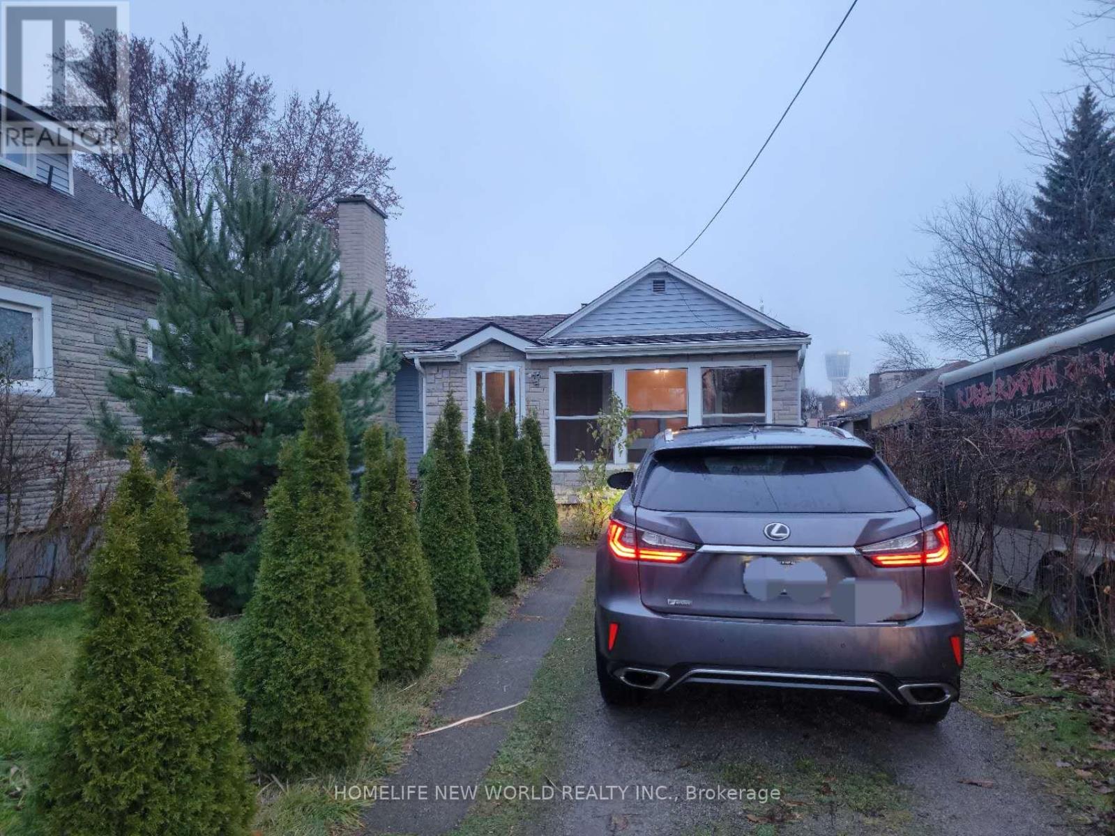 Side - 6568 Orchard Avenue, Niagara Falls, Ontario  L2G 4H5 - Photo 17 - X13236286